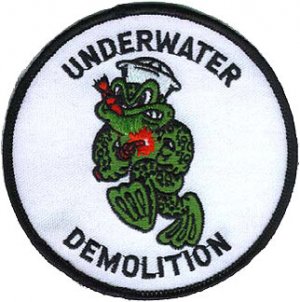 Underwater_Demolition_Teams_shoulder_sleeve_patch.jpg
