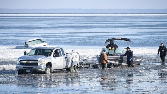 110817.n.bp.redlakesearch5.jpg 110817.n.bp.redlakesearch5.jpg