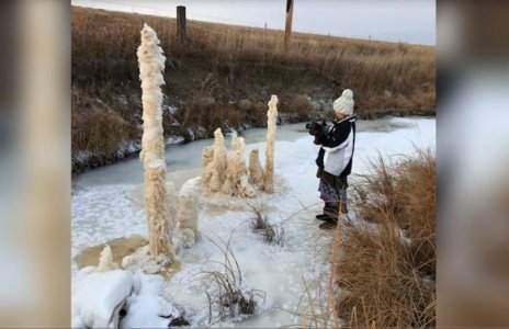 Ice+Formations.jpg Ice+Formations.jpg