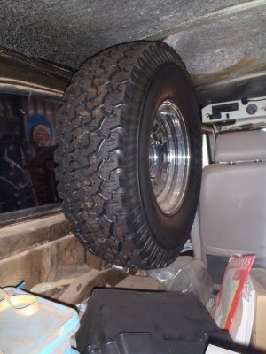 Willys spare tire mount-01.jpg