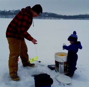 Ice Fishing 1.jpg