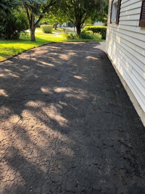 driveway before.jpg