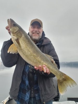 western walleye.jpg