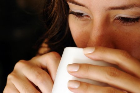 woman-drinking-coffee.jpg